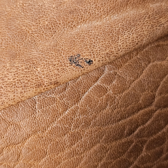 YVES SAINT LAURENT EASY BOSTON BAG - Picture 9 of 16